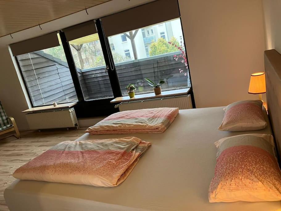 Private Studio Apartment With Balcony In Dortmund-Brackel 외부 사진